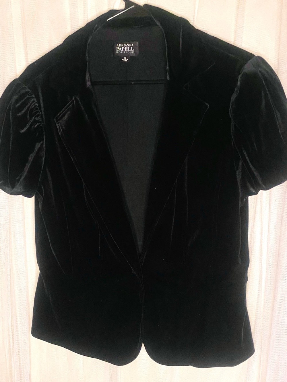 Vintage 1990’s Adrianna Papell Black Velvet Short Sleeve Cropped Blazer SZ 12